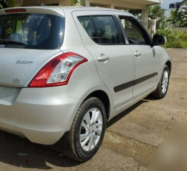 Maruti Suzuki Swift(2011-2014) Vxi